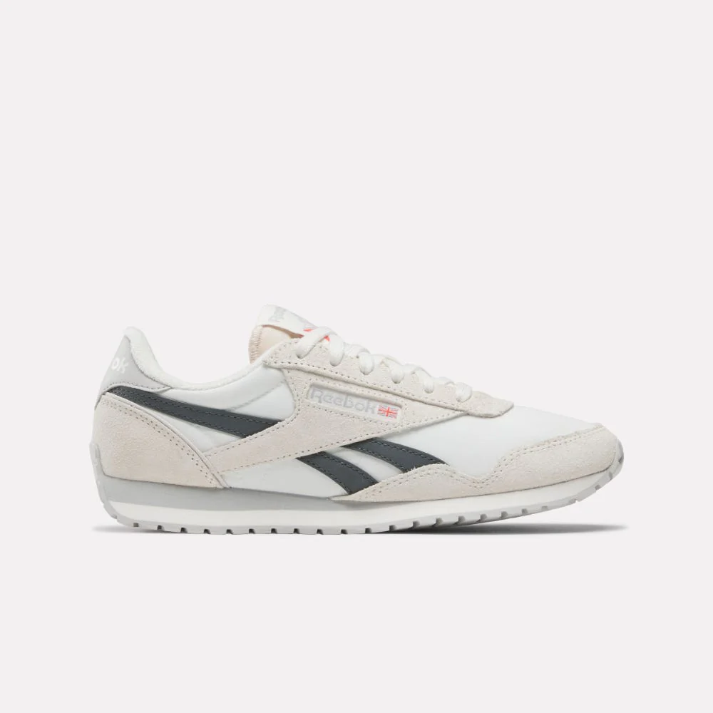 Classic AZ Women's Shoes - Image 6