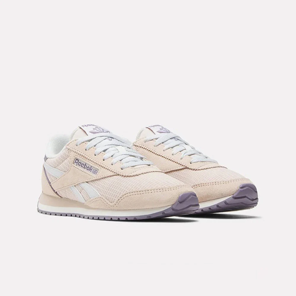 Classic AZ Women's Shoes - Image 2